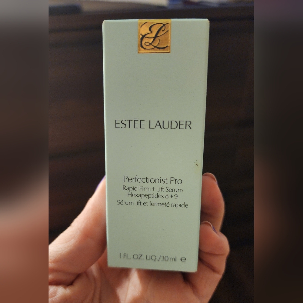 Estée Lauder Perfectionist Pro Serum